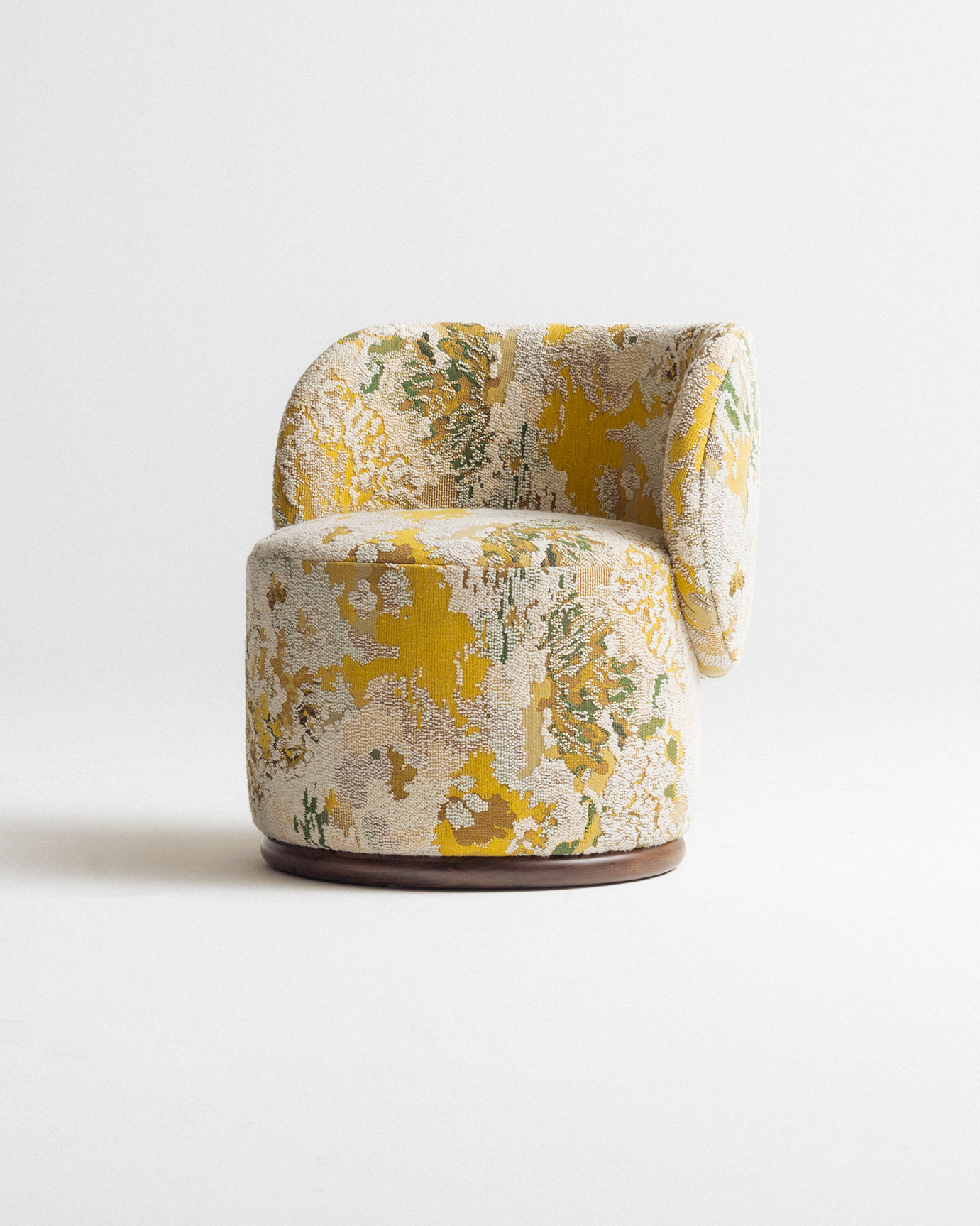 finn chair-portrait-final